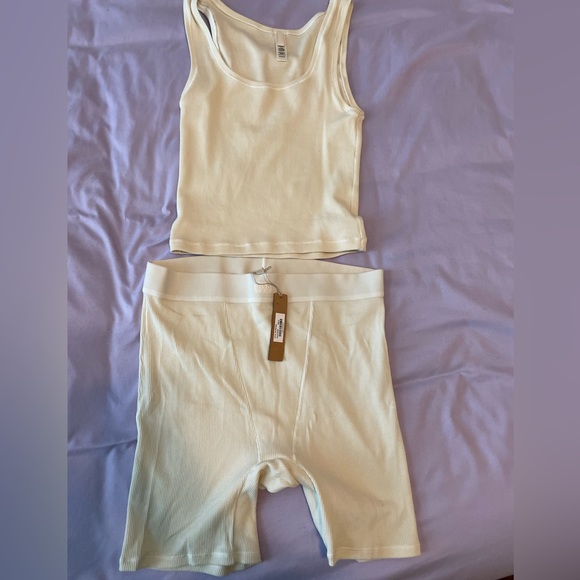 SKIMS Other - SKIMS cotton rib set: boxers and tank top